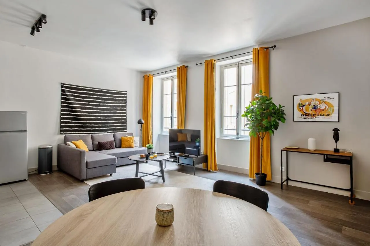 Large Modern And Calm Flat At The Doors Of Panier In Marseille - Welkeys Apartment 0*,